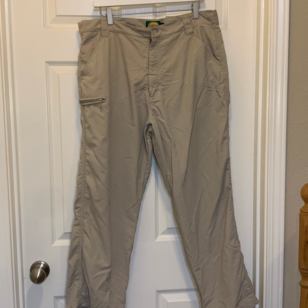 Women’s Cabelas Tan Hiking Pants | 16